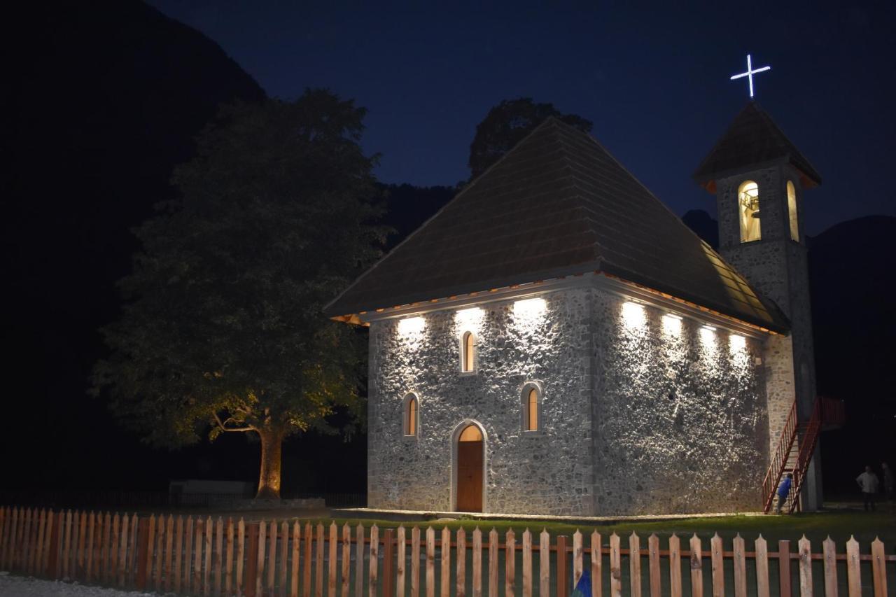 Bujtina Ziçi Otel Theth Dış mekan fotoğraf