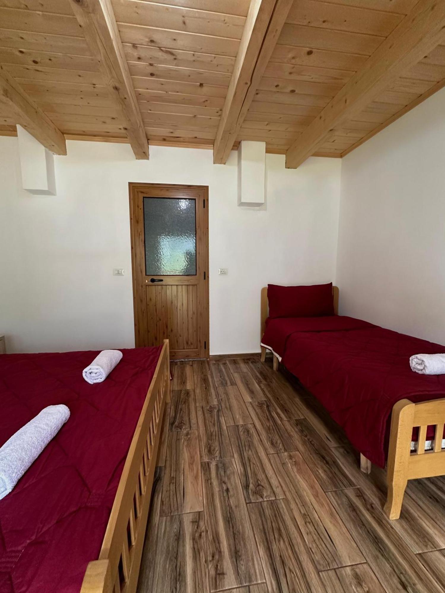 Bujtina Ziçi Otel Theth Dış mekan fotoğraf
