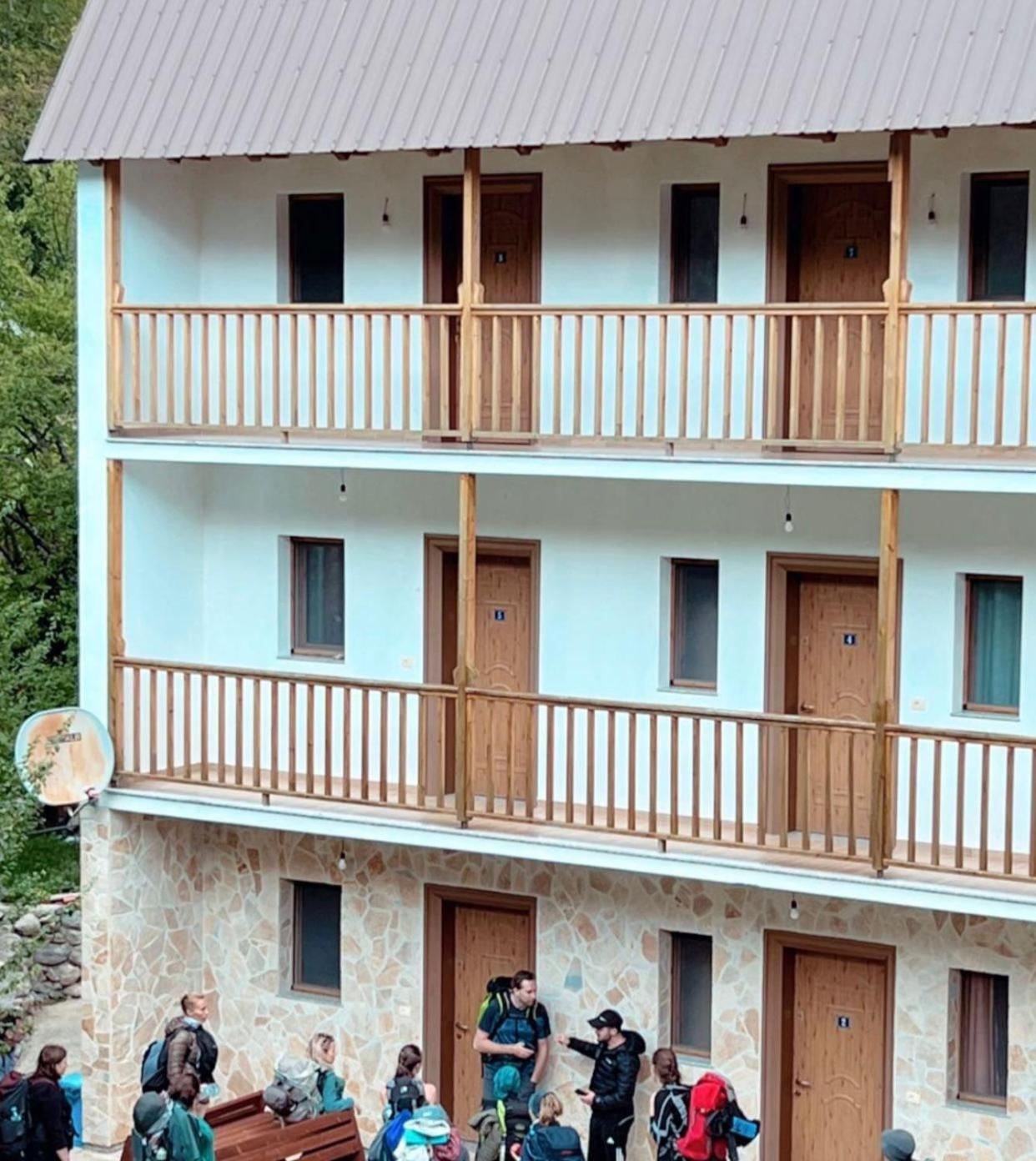 Bujtina Ziçi Otel Theth Dış mekan fotoğraf