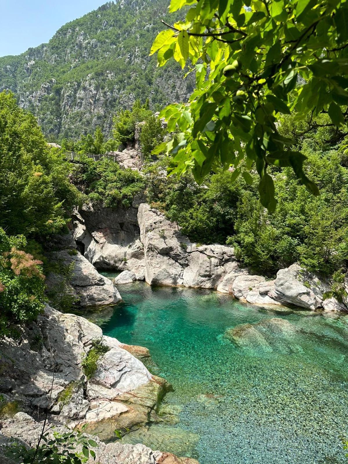 Bujtina Ziçi Otel Theth Dış mekan fotoğraf