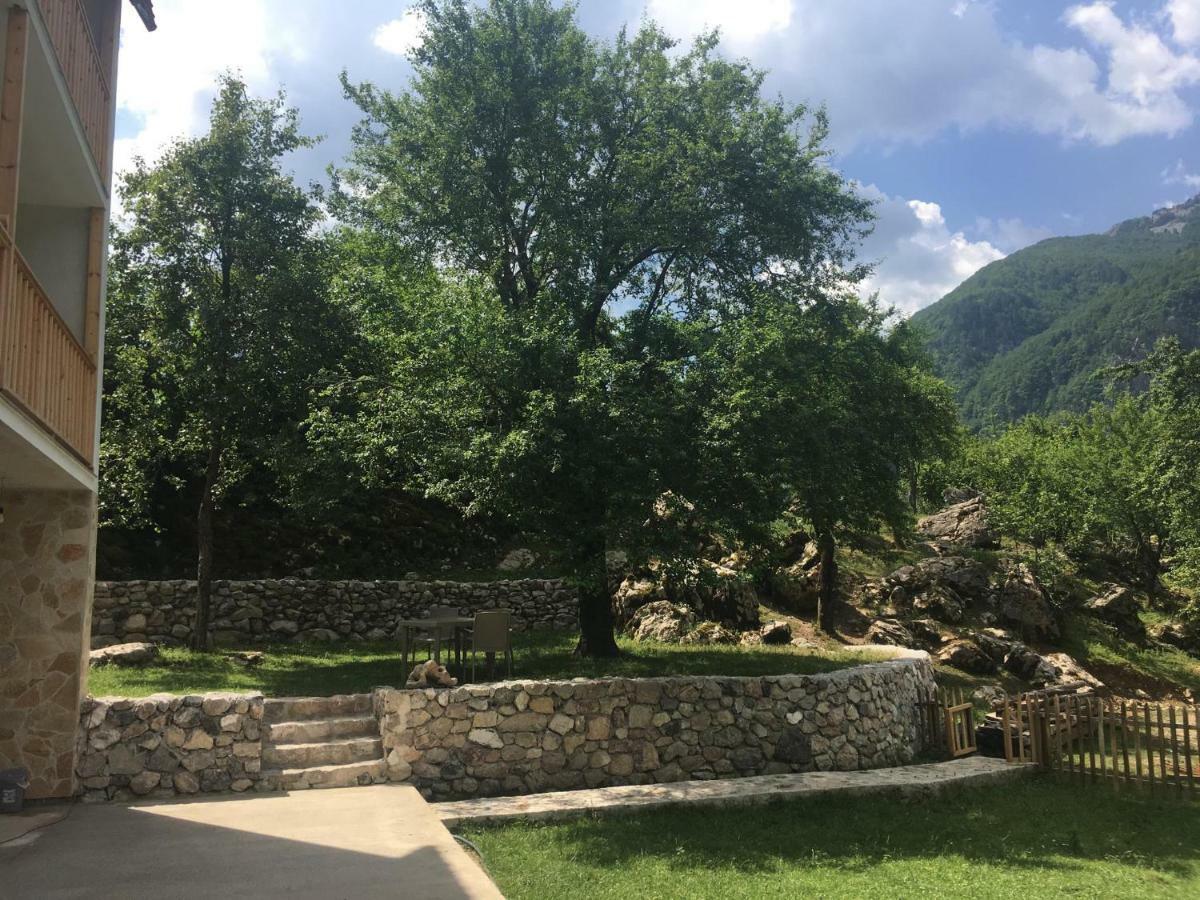 Bujtina Ziçi Otel Theth Dış mekan fotoğraf