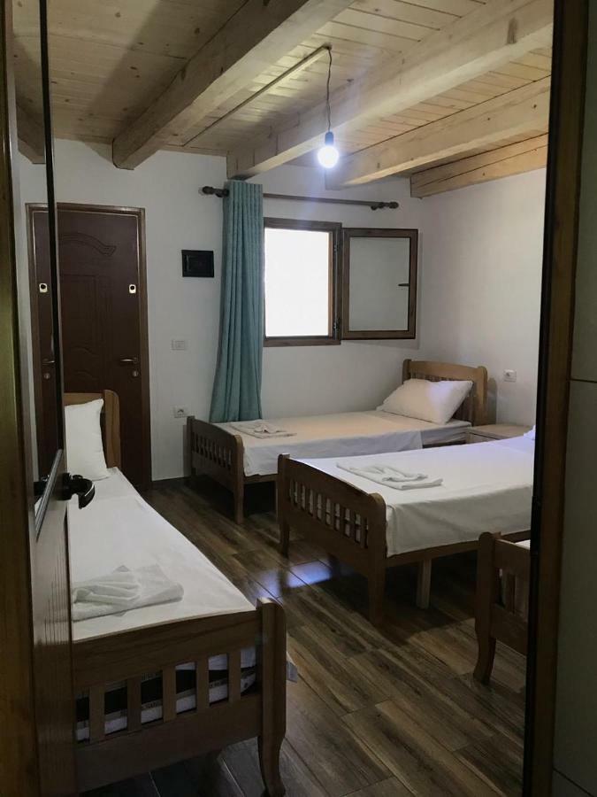 Bujtina Ziçi Otel Theth Dış mekan fotoğraf